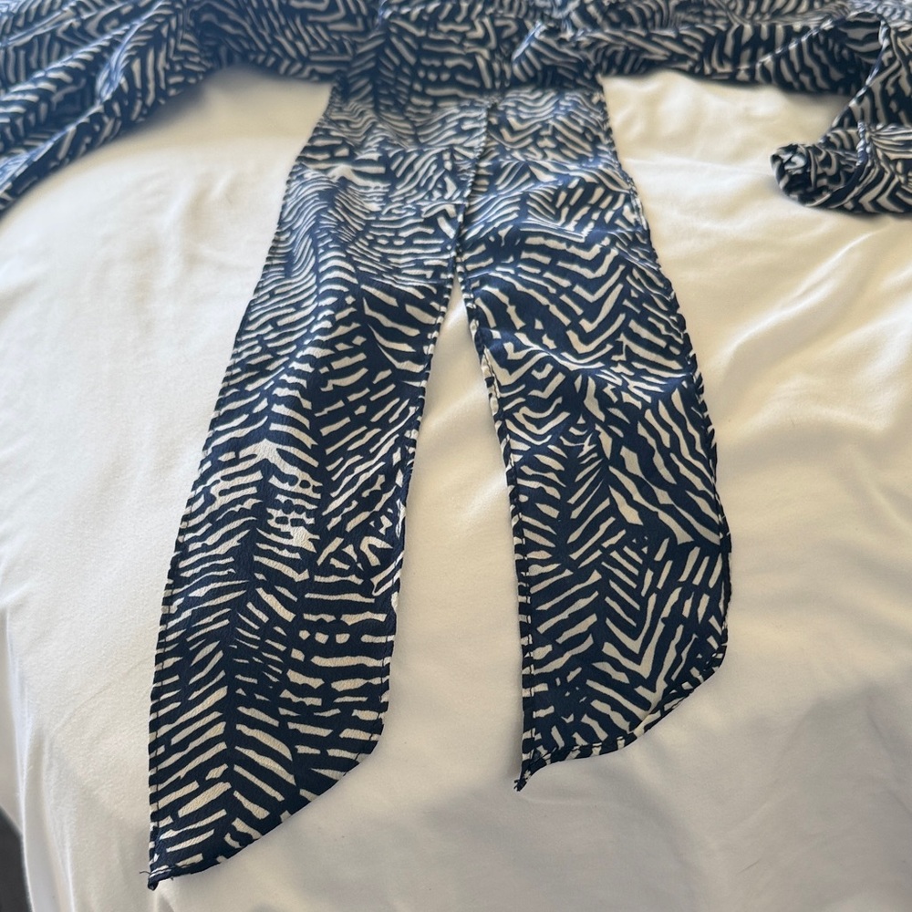 Collective Concepts Navy and Cream Abstract Dress Size Medium - Picture 7 of 7